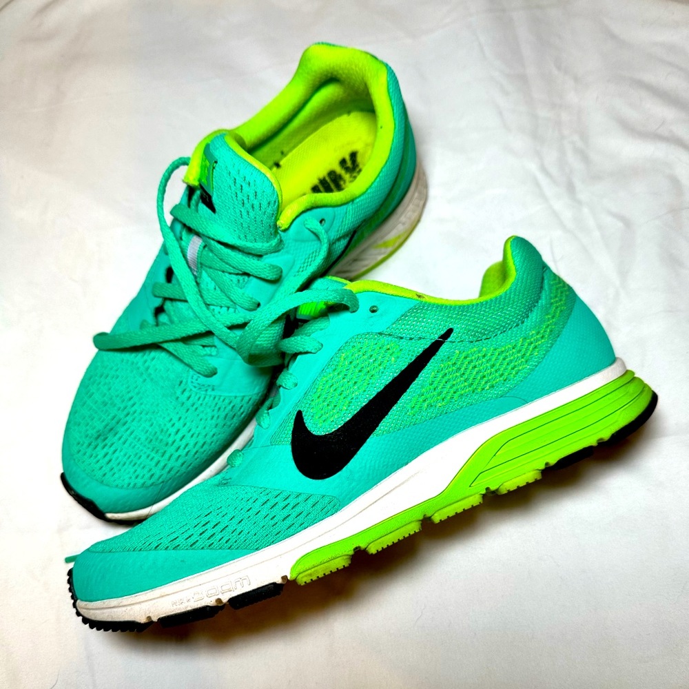 EUC Nike Zoom Fly 2 Running Shoes